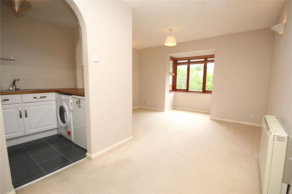 Property photo 3 of 6 Picture No. 14