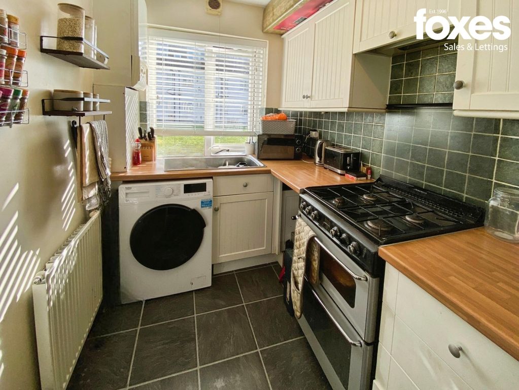 Property photo 3 of 8 4951374