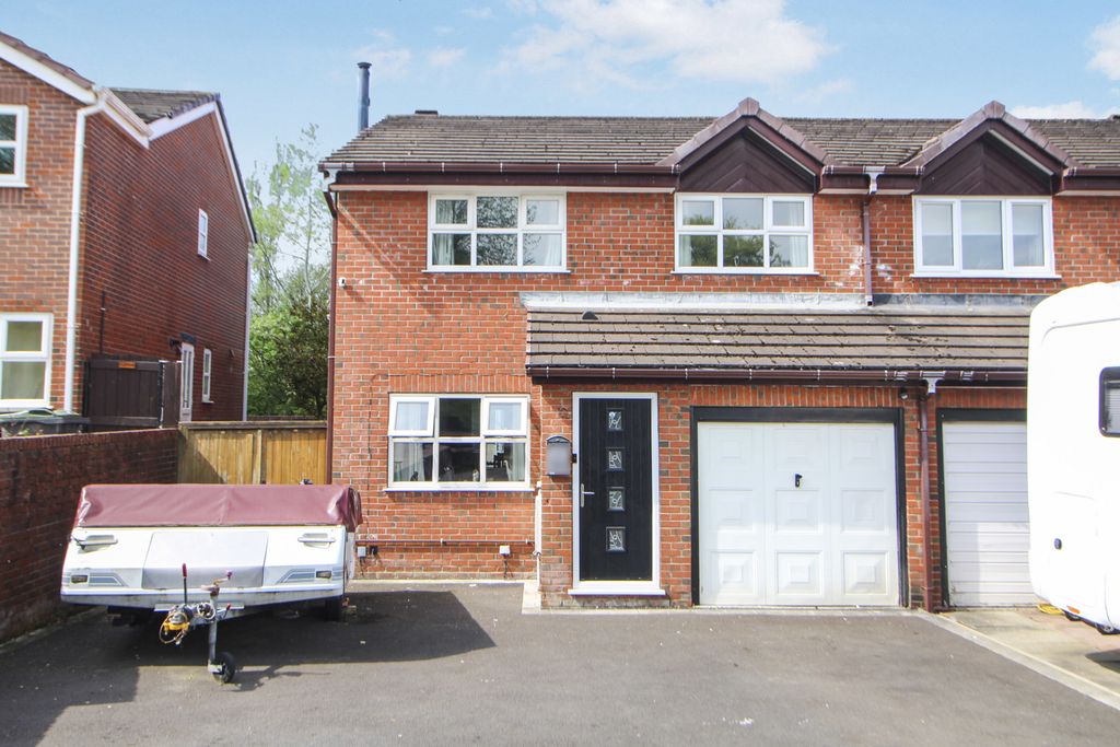 Property photo 1 of 19 Pbox-Img.Jpg