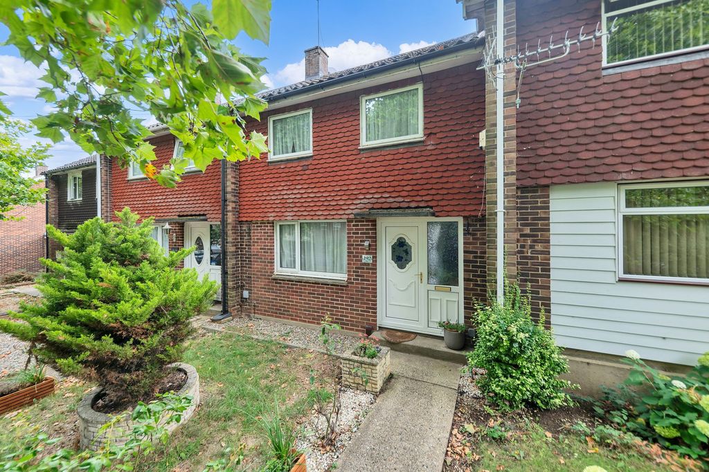 Property photo 1 of 12