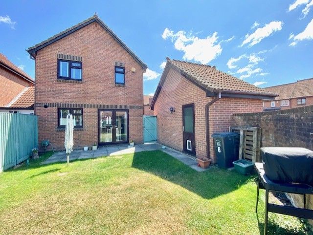 Property photo 2 of 20 18
