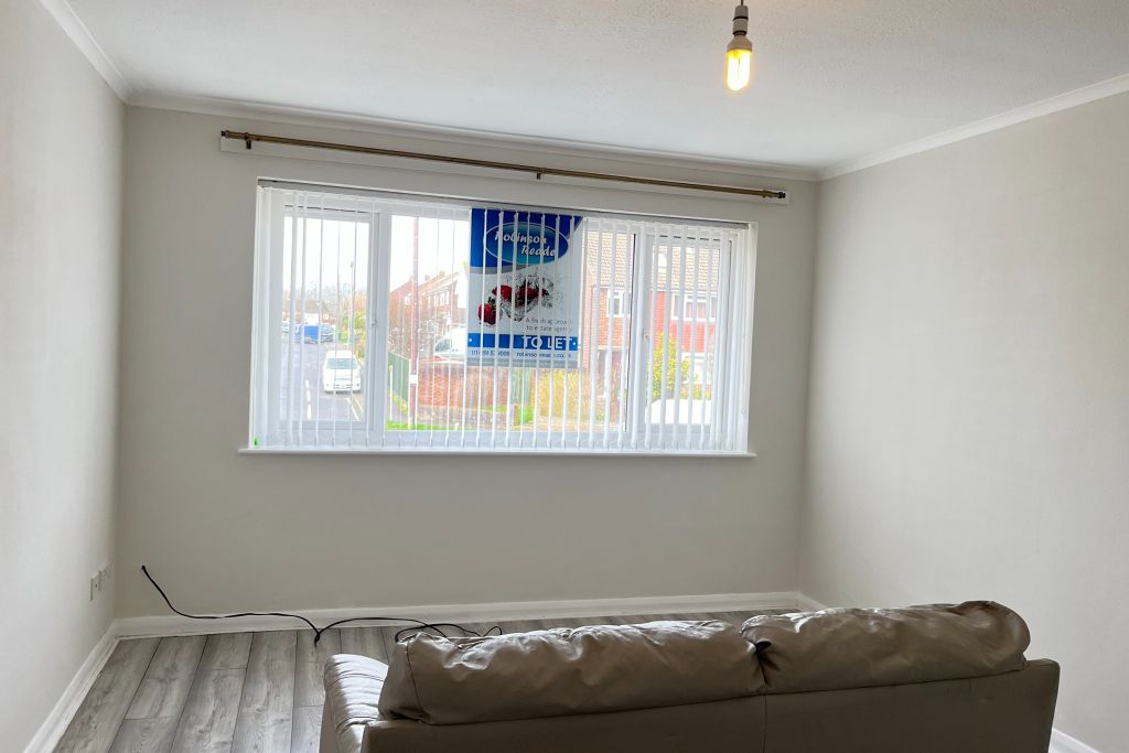 Property photo 3 of 9 Sitting Room