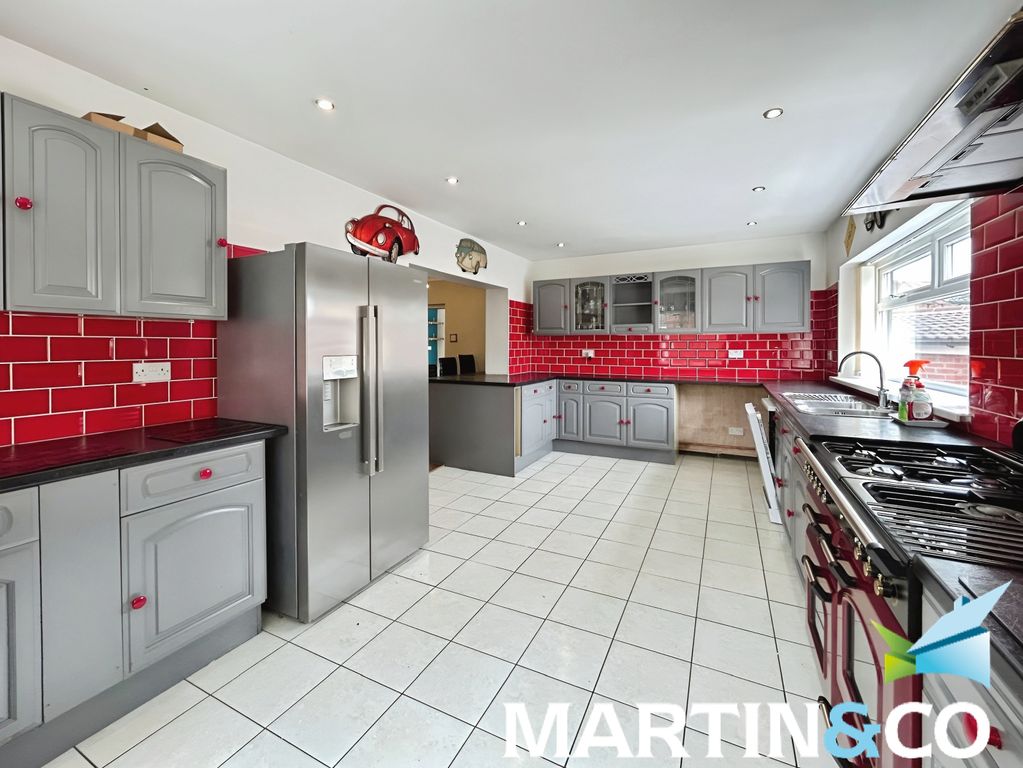 Property photo 3 of 26 962cc87F-Img-20250508-Wa0019
