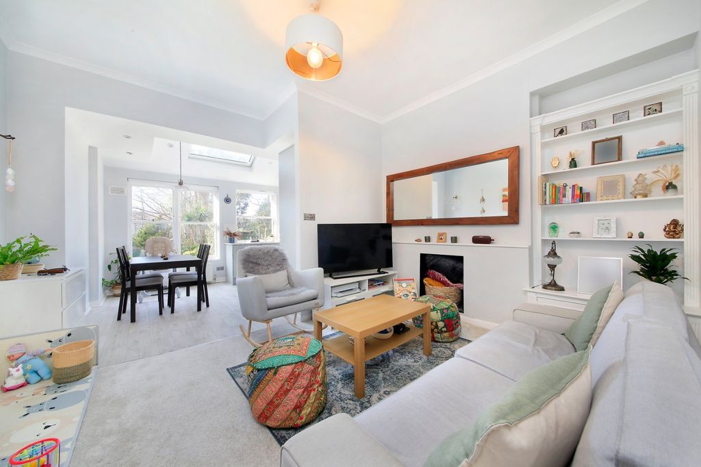 Property photo 1 of 7