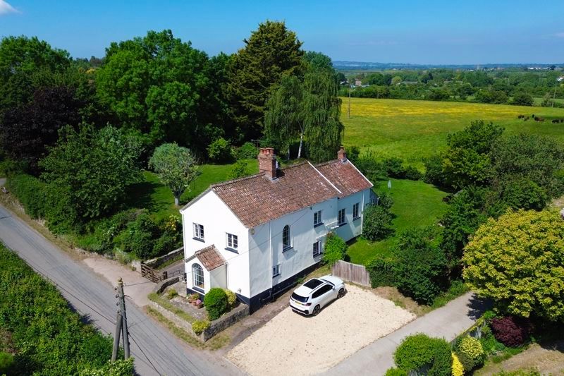 Property photo 1 of 46 Aeriel