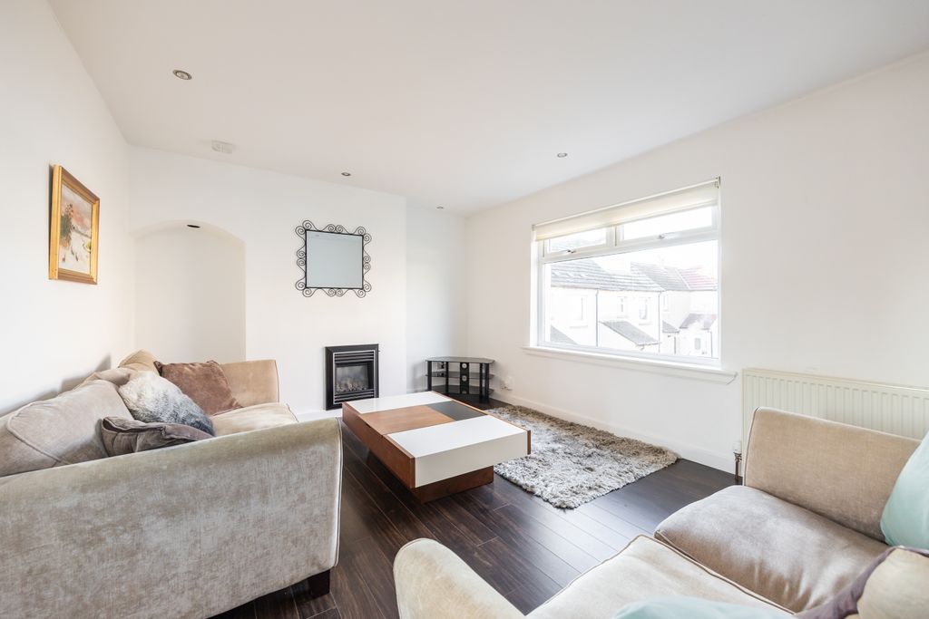 Property photo 2 of 17 Property Image 2