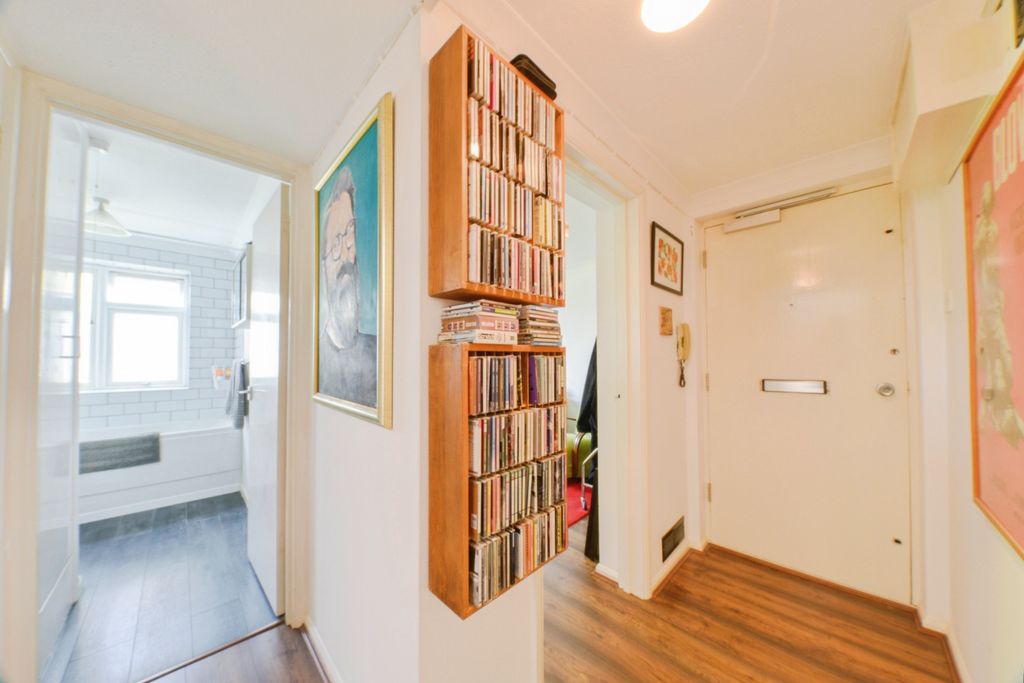 Property photo 3 of 20
