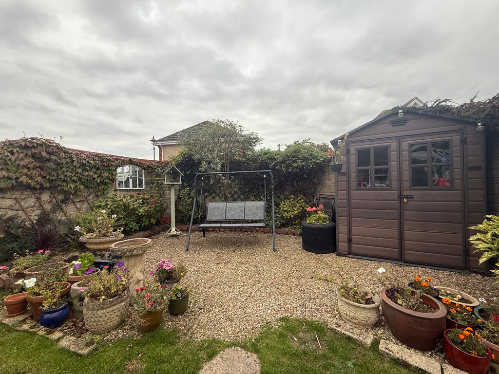 Property photo 2 of 20 Img7037