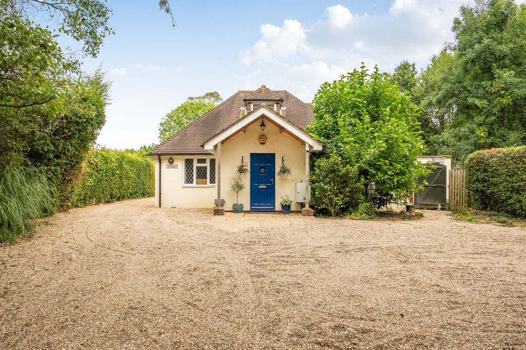 Property photo 2 of 18