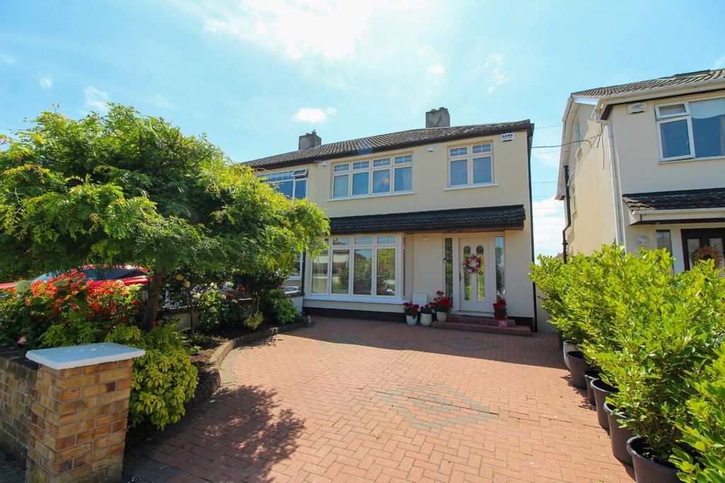Property photo 1 of 24 Picture No. 01