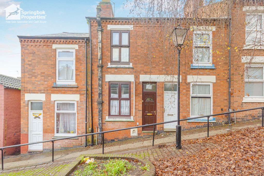 Property photo 1 of 10 Front View