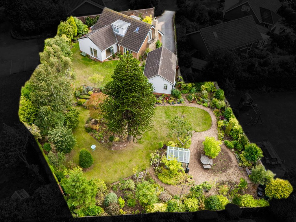 Property photo 2 of 47