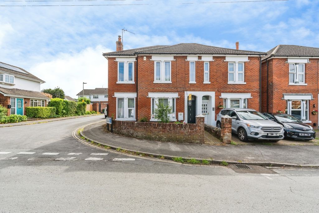Property photo 1 of 15 Pbox-Img.Jpg