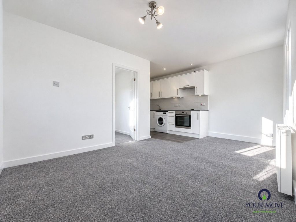Property photo 3 of 10 Picture No. 32