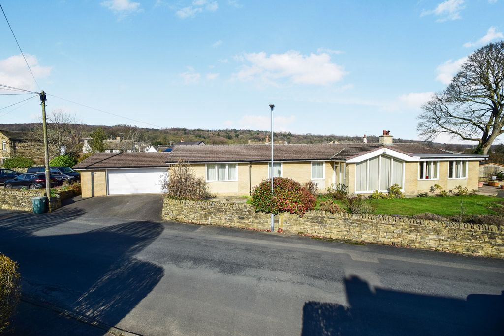 Property photo 1 of 38