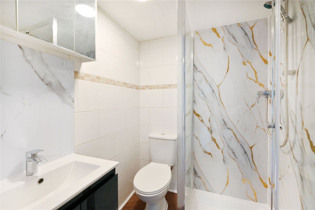 Property photo 3 of 9 Picture No. 20