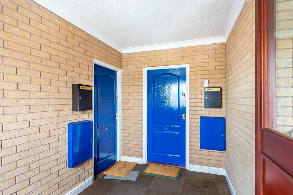 Property photo 2 of 15 Hall