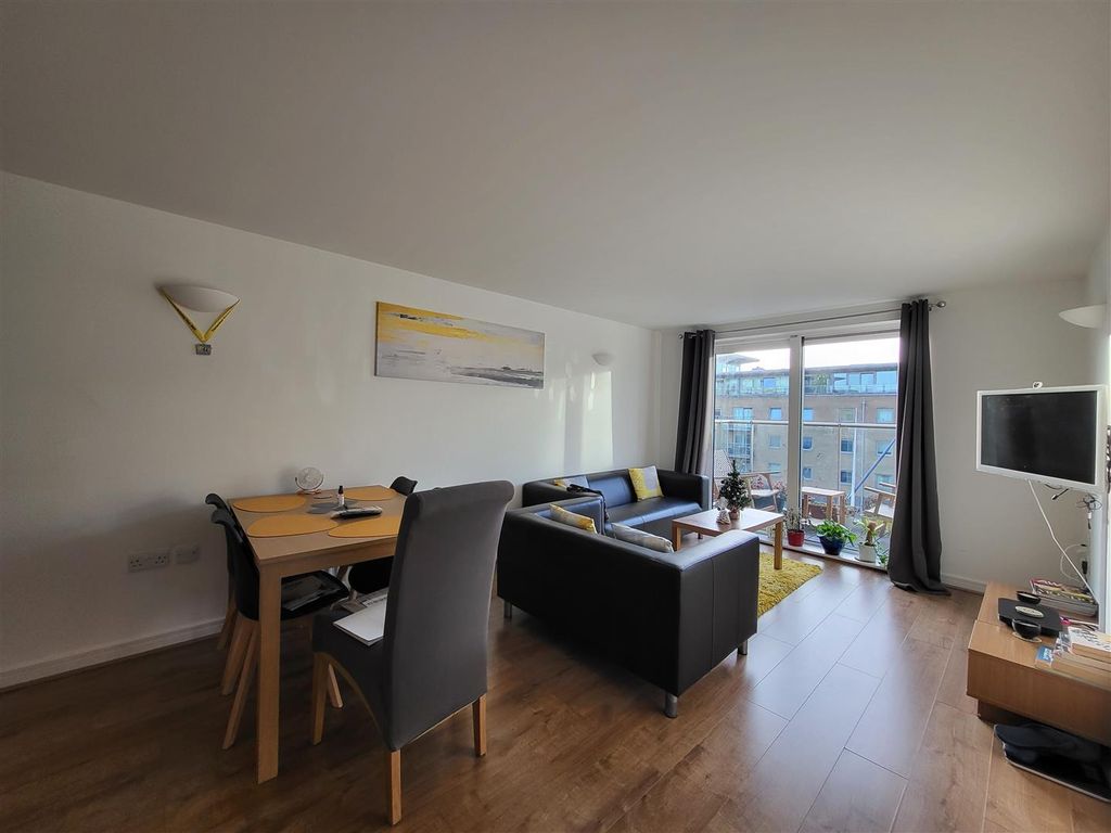 Property photo 3 of 13 20251213_142311.Jpg