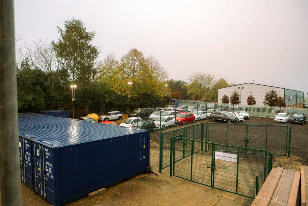 Property photo 2 of 10