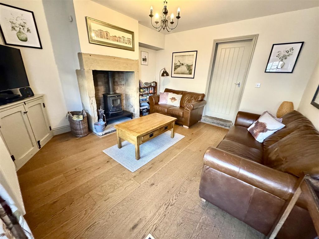Property photo 3 of 15 Tempimagewgudzl.Jpg
