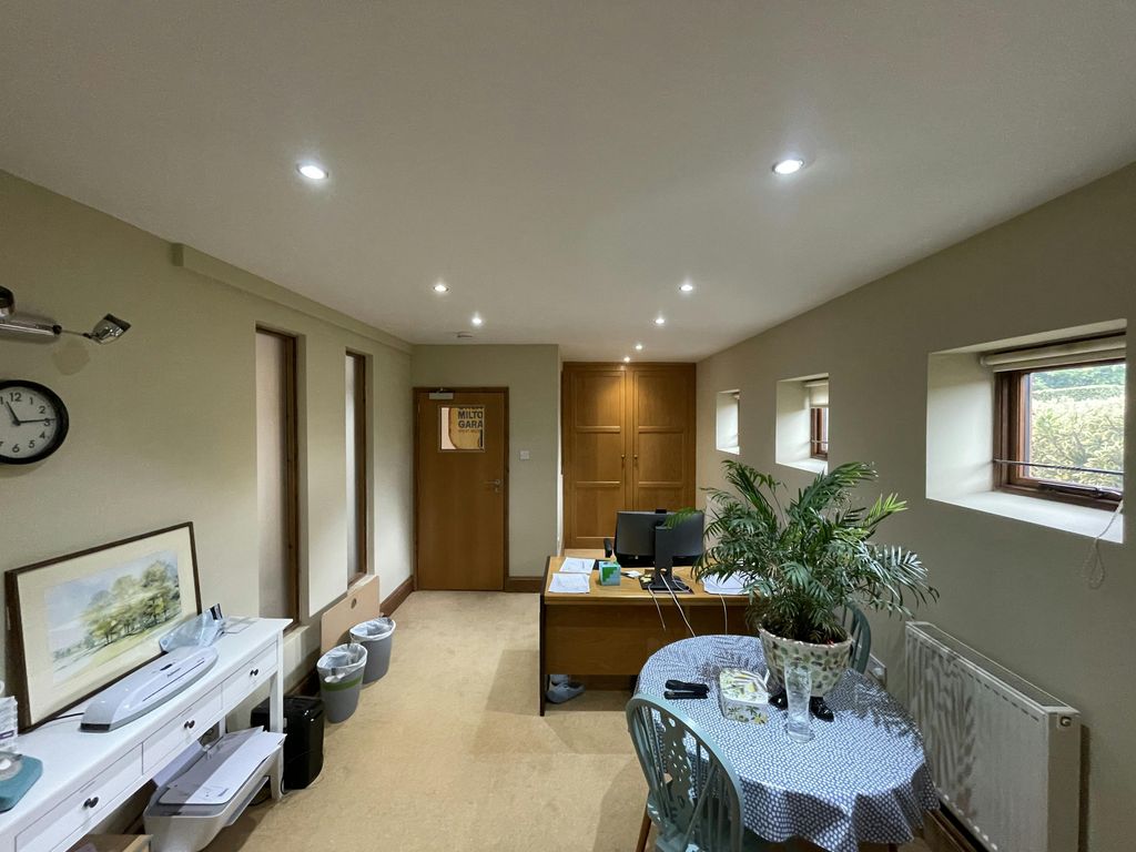 Property photo 3 of 7 Img_4510.Jpg