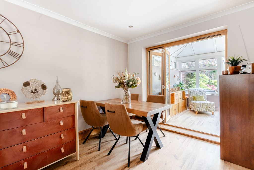 Property photo 2 of 15 A7400964-Hdr-14