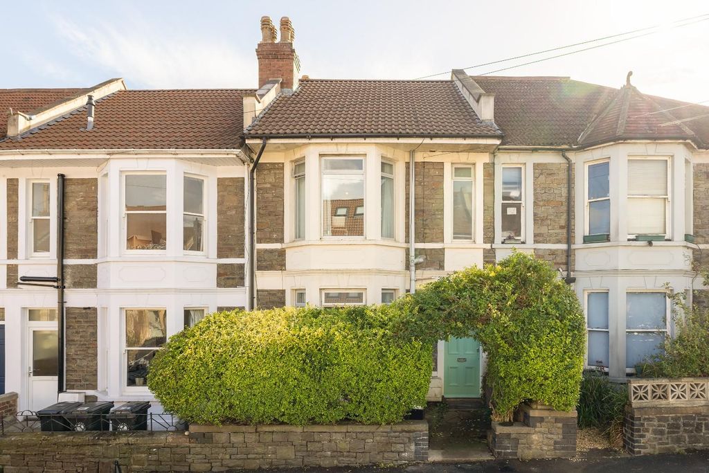 Property photo 2 of 32 014A5143-Charlien.Jpg