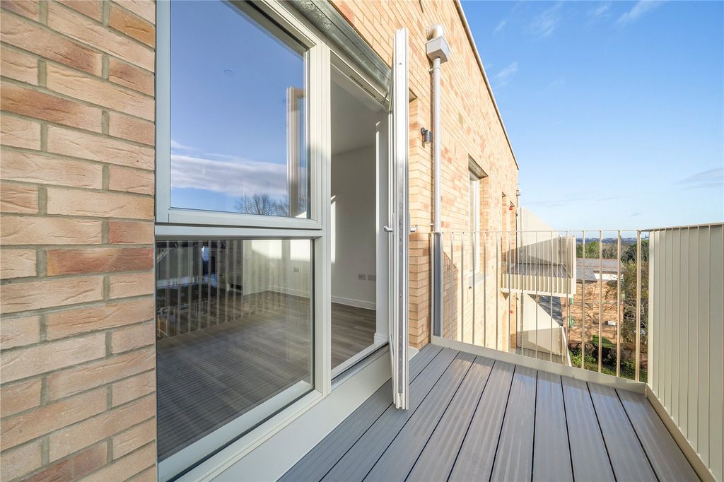 Property photo 3 of 7 Picture No. 19