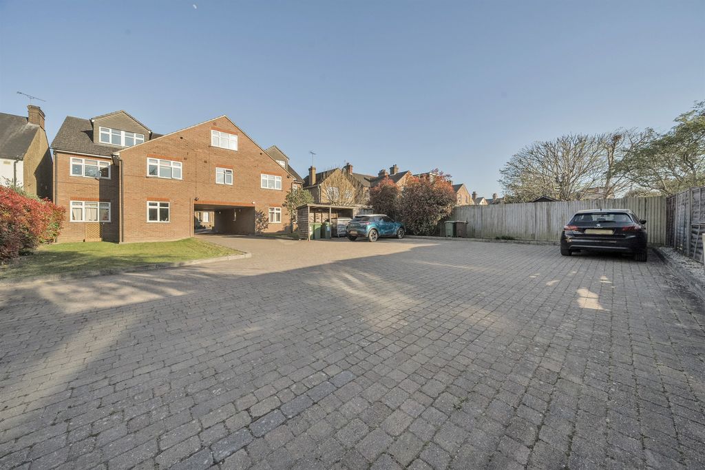 Property photo 3 of 15