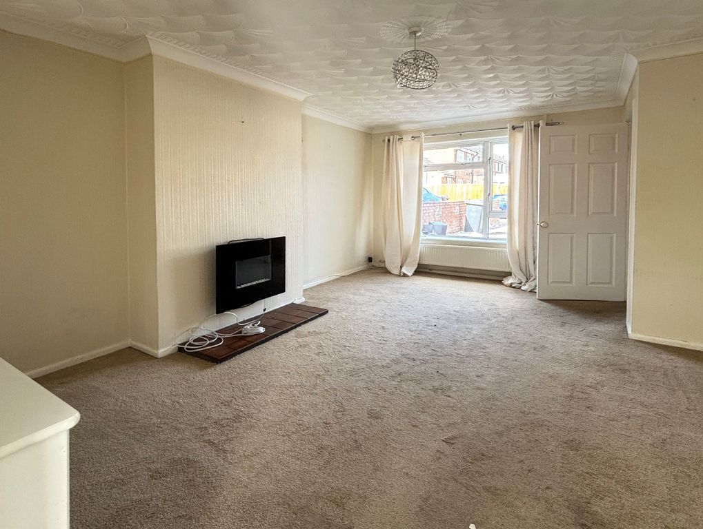 Property photo 2 of 9 Sitting Room