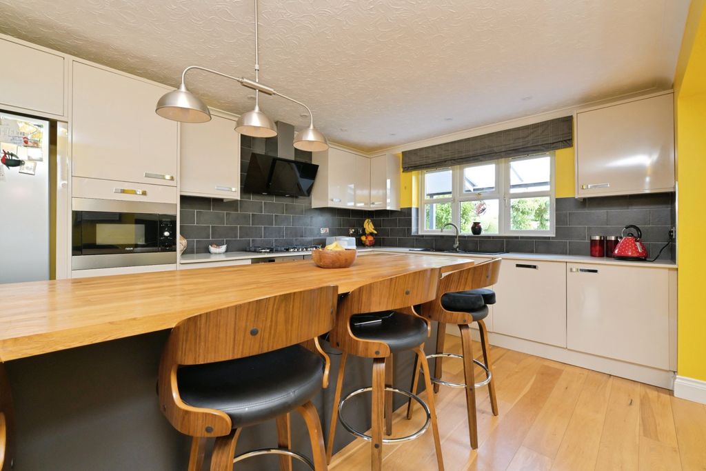 Property photo 3 of 21 Nz9_3992