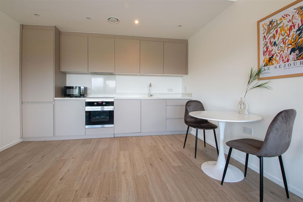 Property photo 1 of 23 8Ek7Amf7Eeyfcjwiizzdzq.Jpg