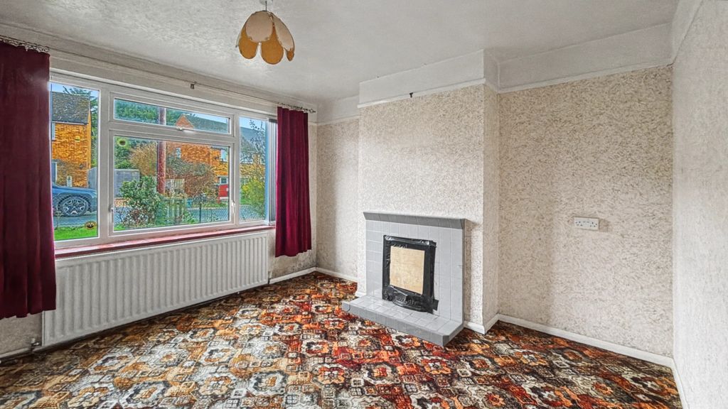 Property photo 3 of 8 4669662