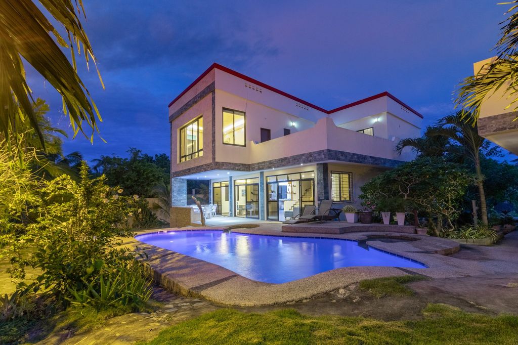 Property photo 1 of 69