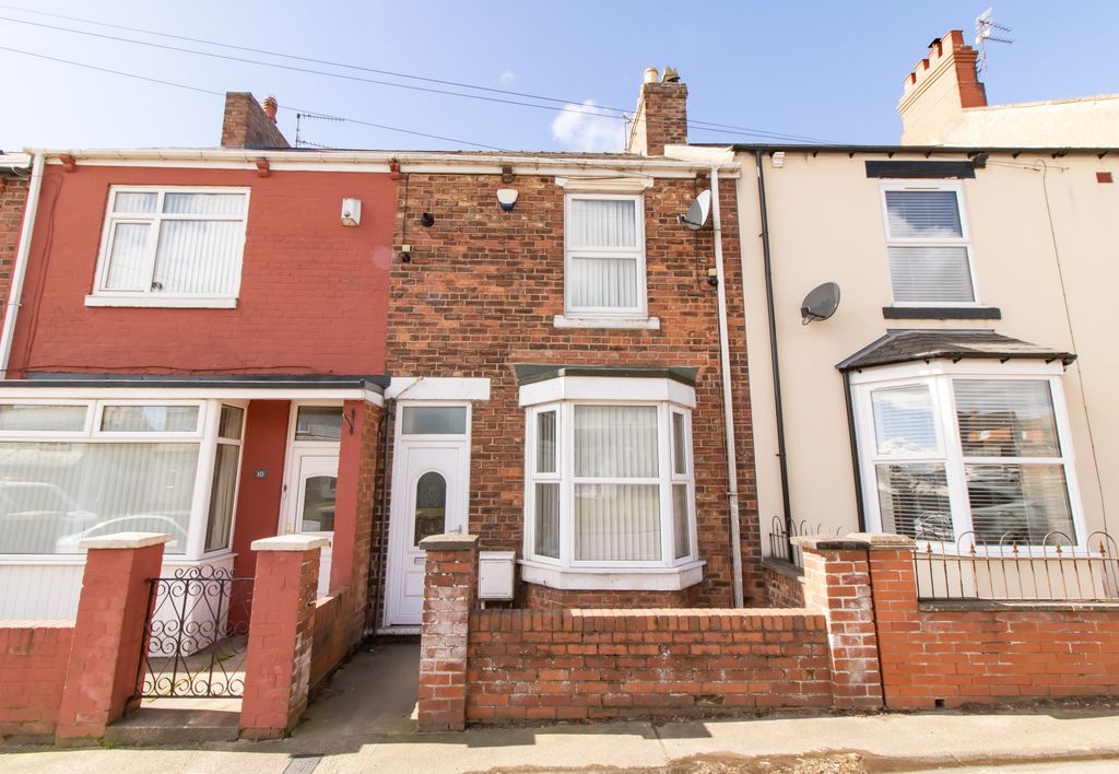 Property photo 1 of 13 Front View