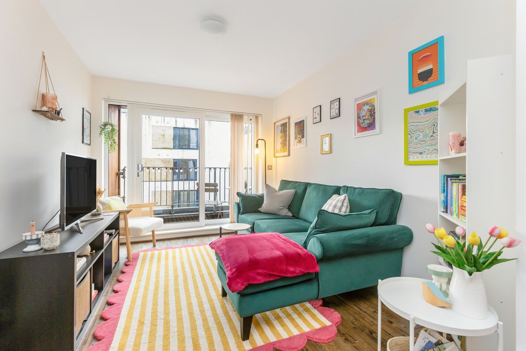 Property photo 2 of 12 Property Image 2