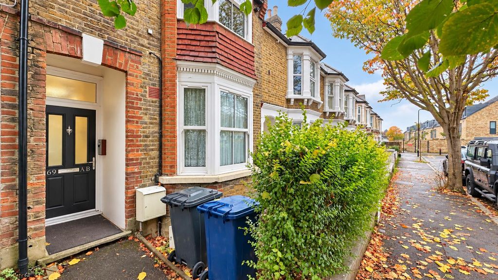Property photo 1 of 13