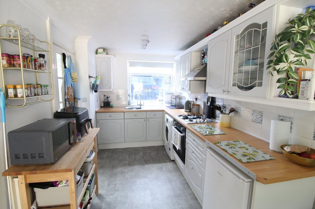 Property photo 2 of 10 Picture No. 07