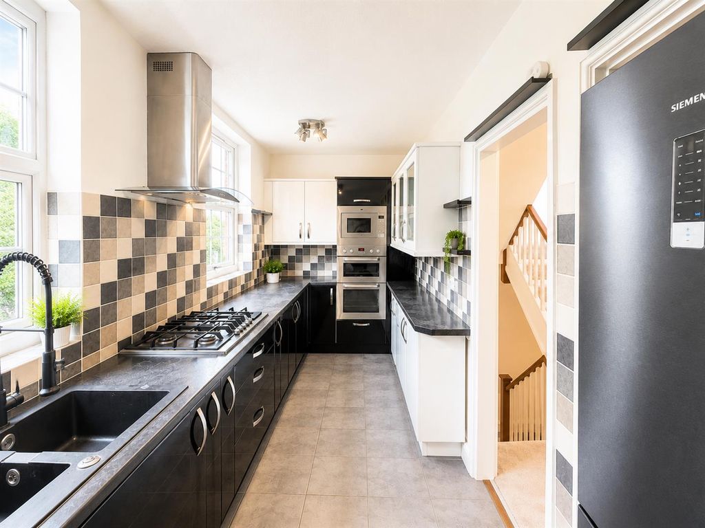 Property photo 3 of 15 Cf2Cf229-76ee-4053-Bd9A-30195A8Dcf2d.Png