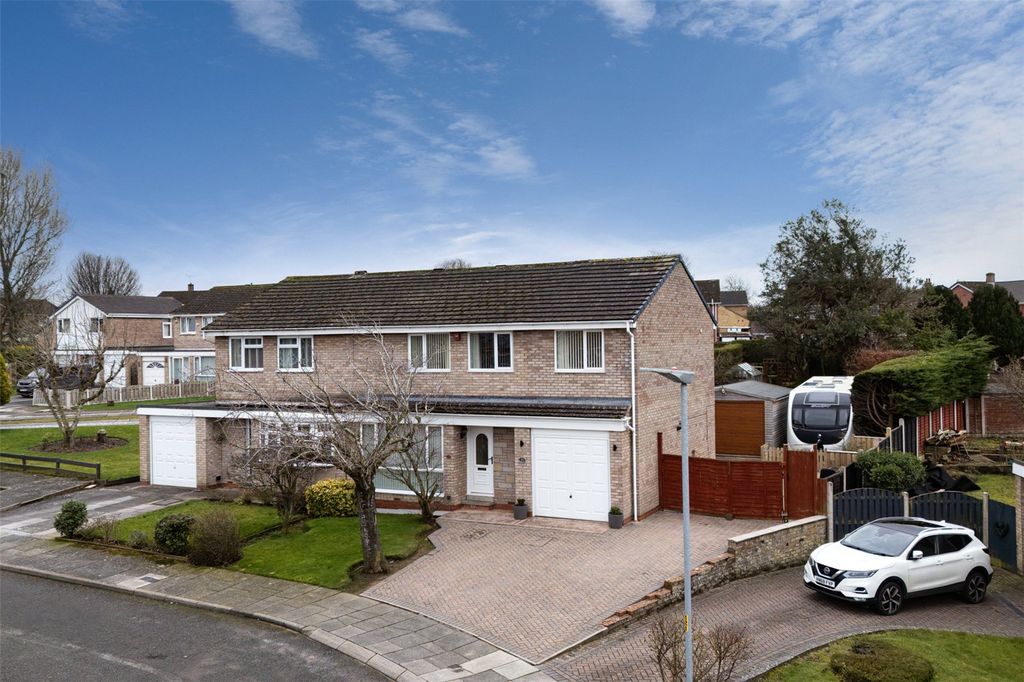 Property photo 1 of 30 External