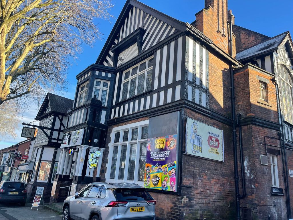 Property photo 2 of 12