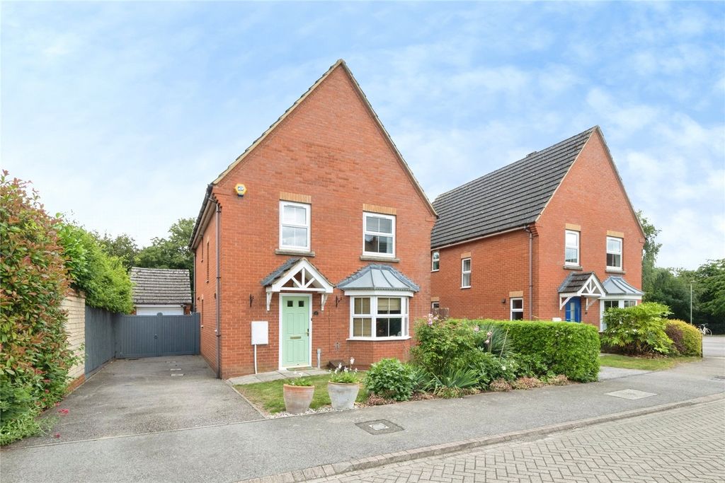 4 bed detached house for saleDittander Close, Bicester, Oxfordshire OX26