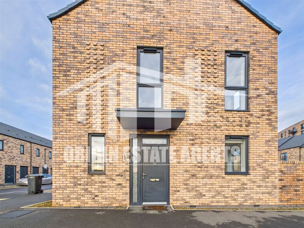 Property photo 2 of 27 Picture No. 76