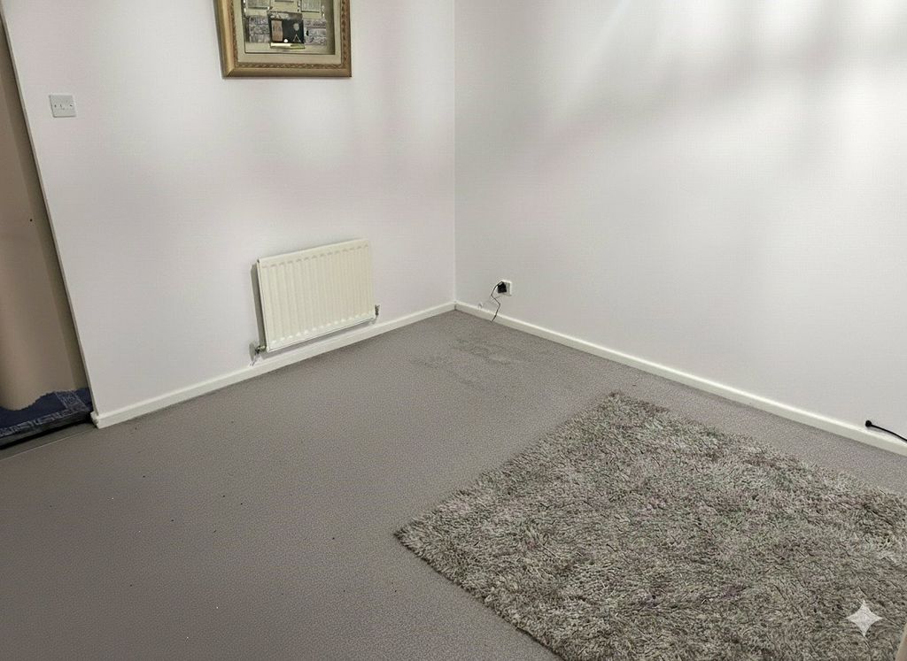 Property photo 3 of 21 Picture No. 03