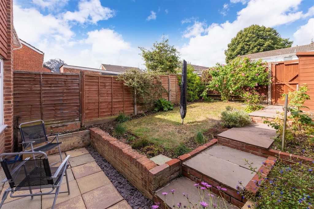 Property photo 2 of 10