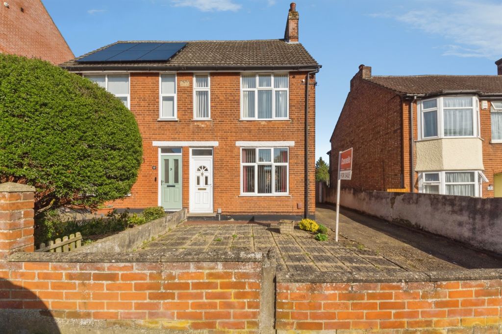 Property photo 1 of 15