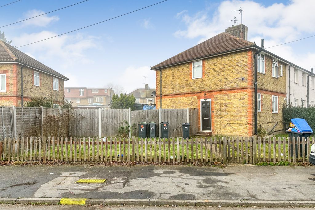 Property photo 1 of 3 Land At 17 Dunholme Road, London, N9 9Nn