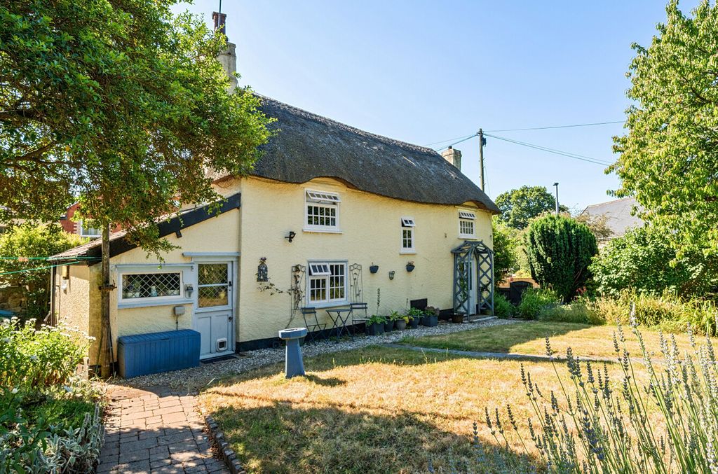 Property photo 1 of 18 1484212-2-6A47862...