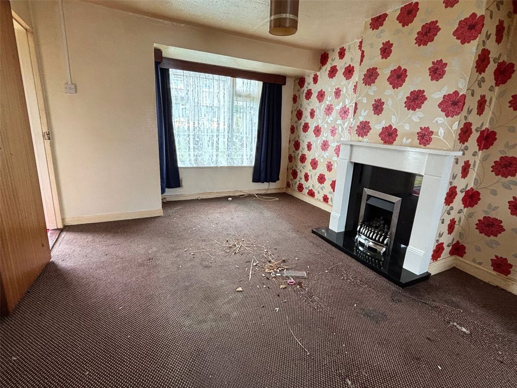Property photo 2 of 18 Picture No. 21