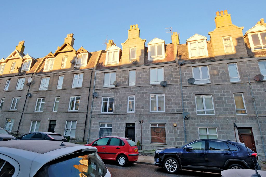 Property photo 1 of 16 1